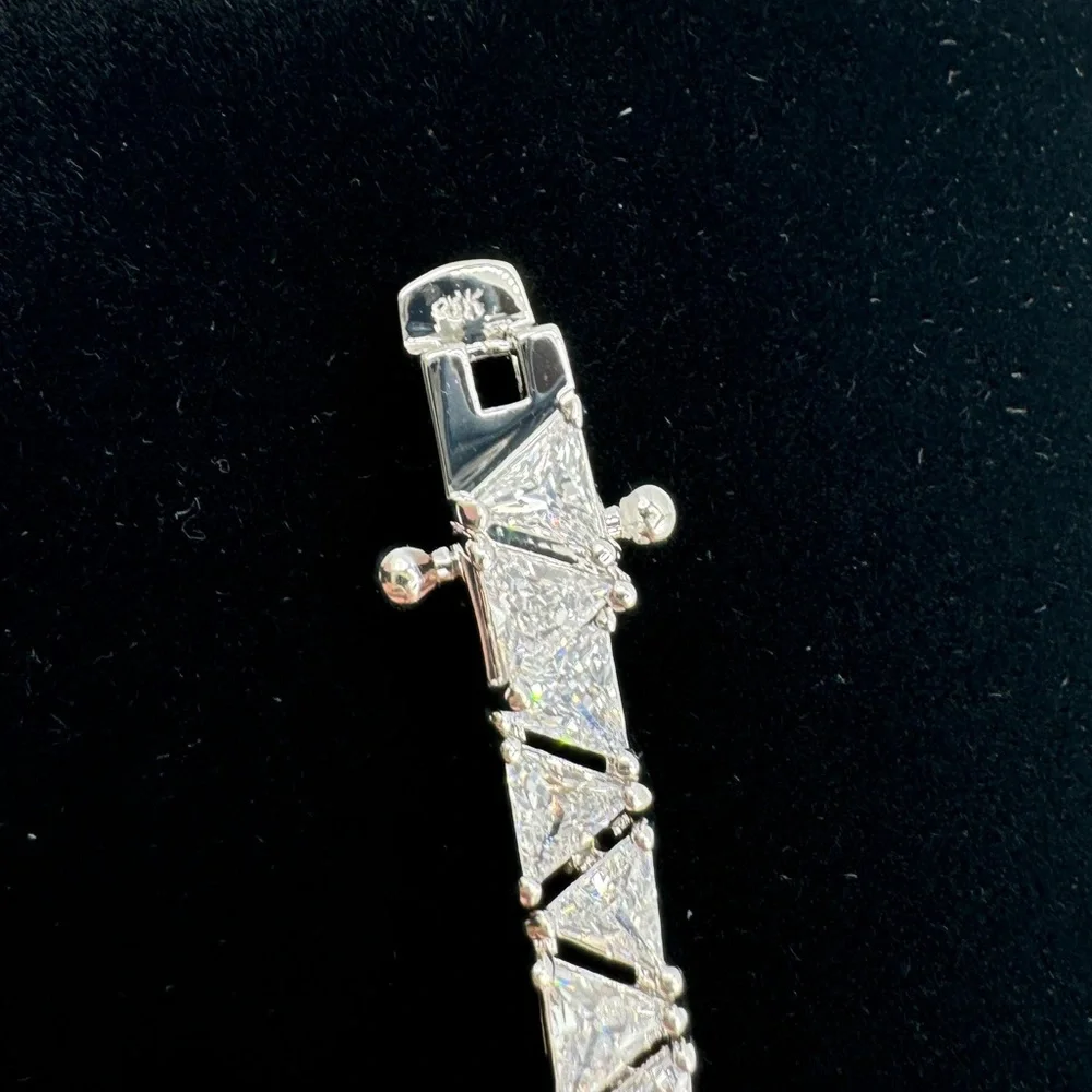 18k 13ct Trillion Tennis Bracelet - Picture 8 of 14